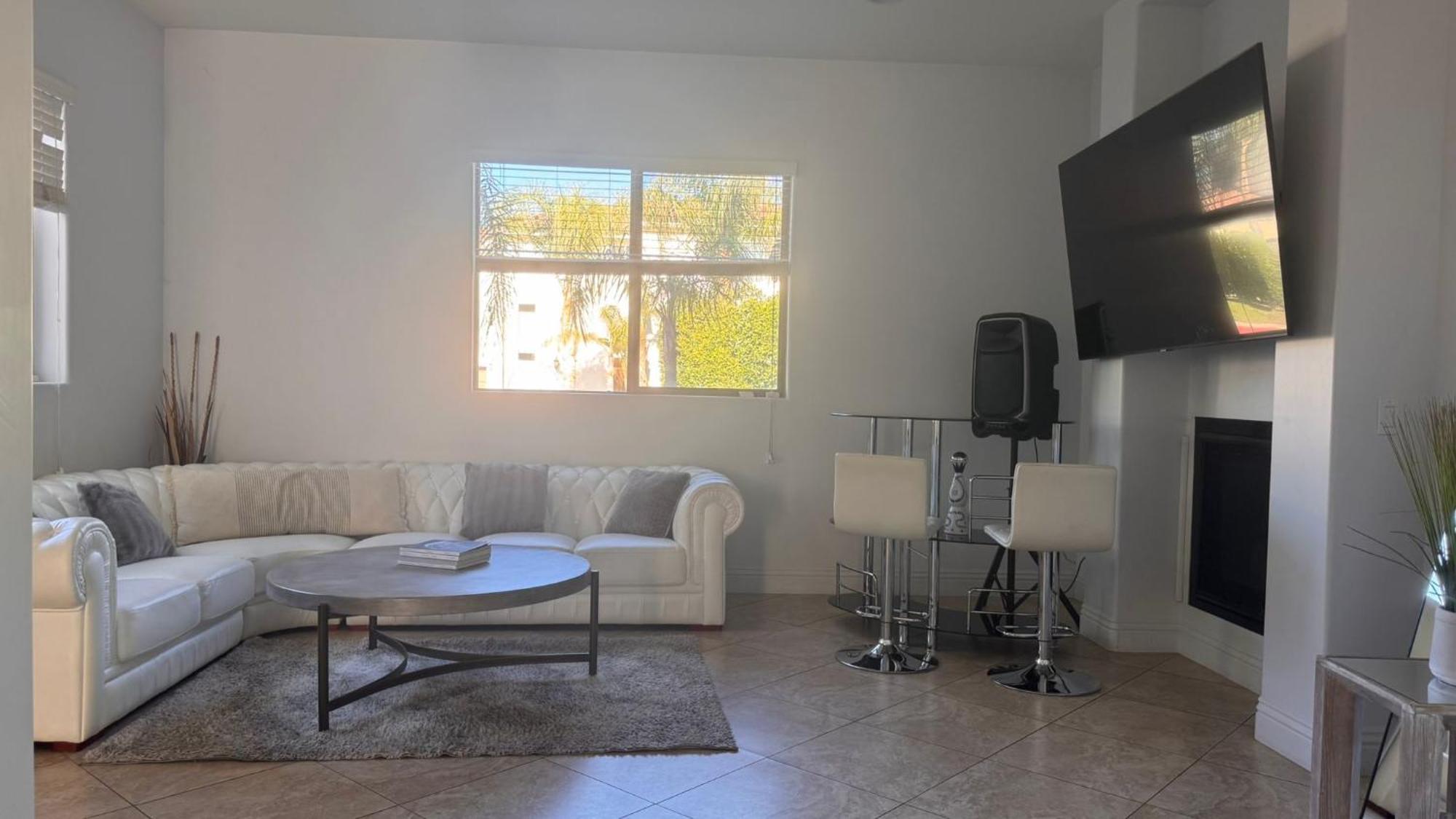 לוס אנג'לס La Dream Gem - Beautiful Home With Spa מראה חיצוני תמונה